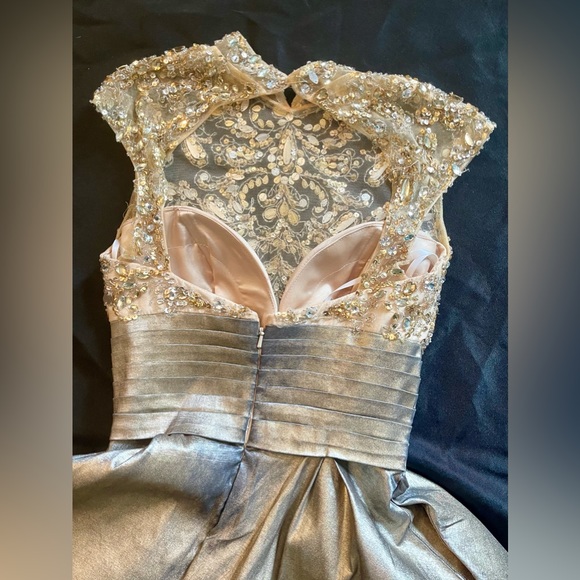 Gorgeous Gold Formal - Picture 6 of 13